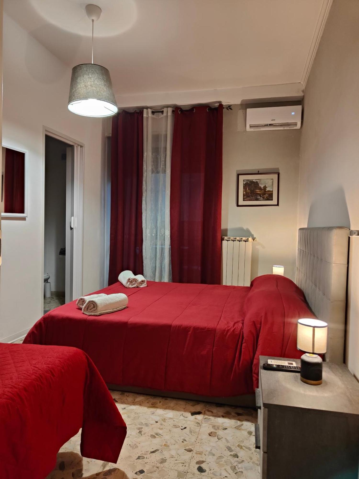 Etnea Gioeni House Suite Catania Phòng bức ảnh