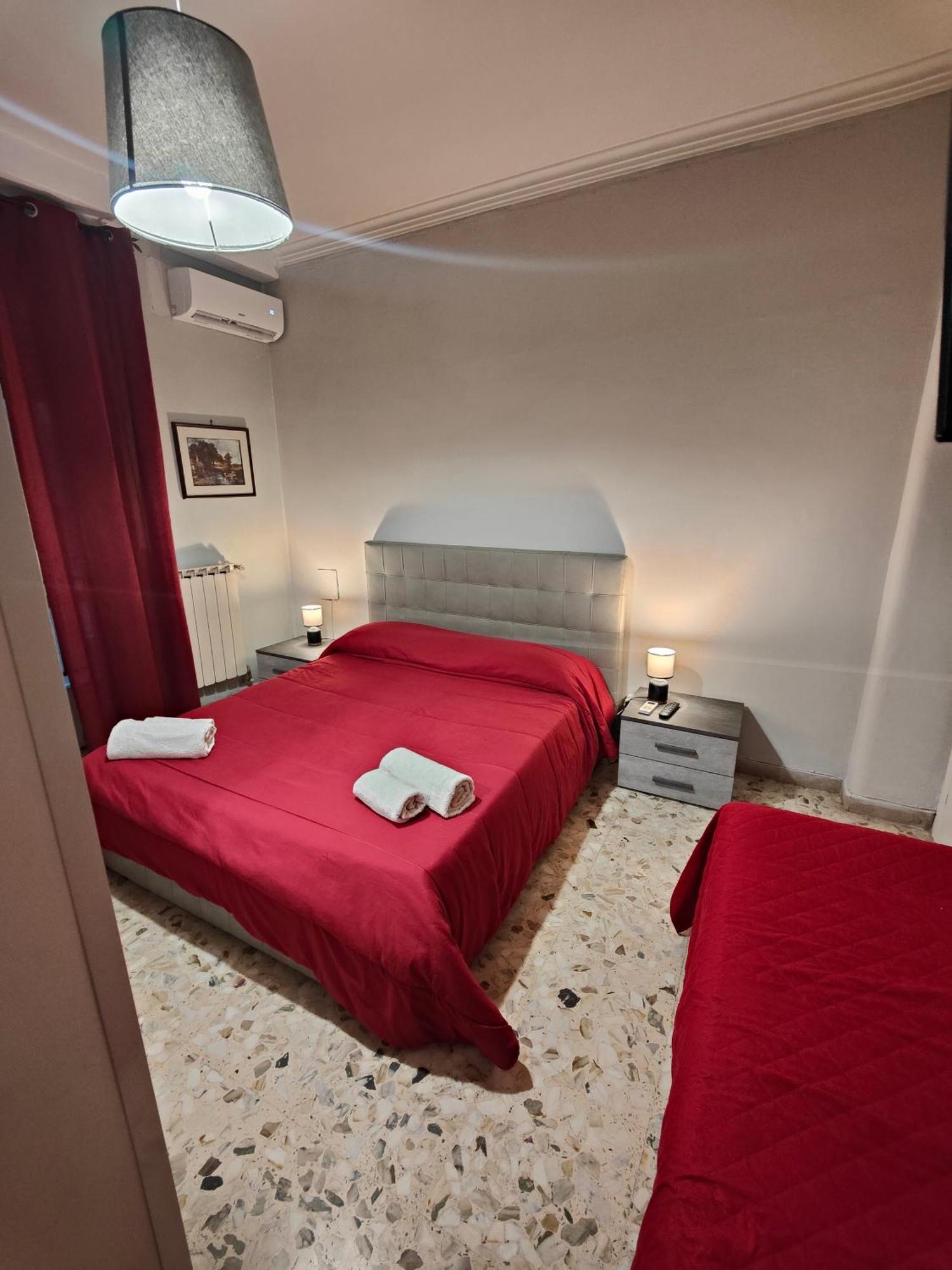 Etnea Gioeni House Suite Catania Phòng bức ảnh